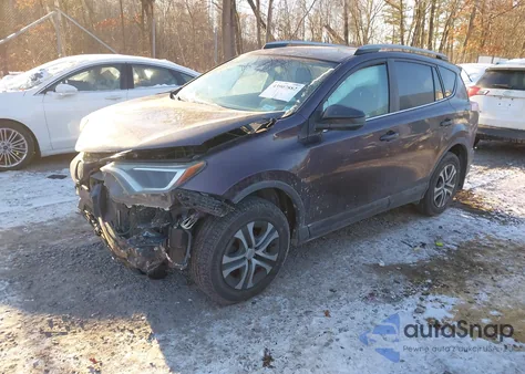 2017 Toyota Rav4 Le z USA, uszkodzony, nr VIN 2T3BFREV6HW638163